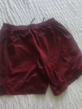 Llululemon athletica Men's Burgundy Athletic Shorts